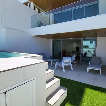 Apartment High End Large Ground Floor With Luxury Private Pool And Sea Views