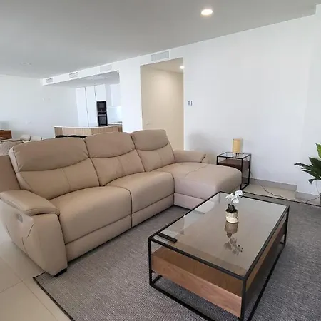 High End Large Ground Floor With Luxury Private Pool And Sea Views * Malaga