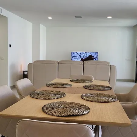 Apartment High End Large Ground Floor With Luxury Private Pool And Sea Views *